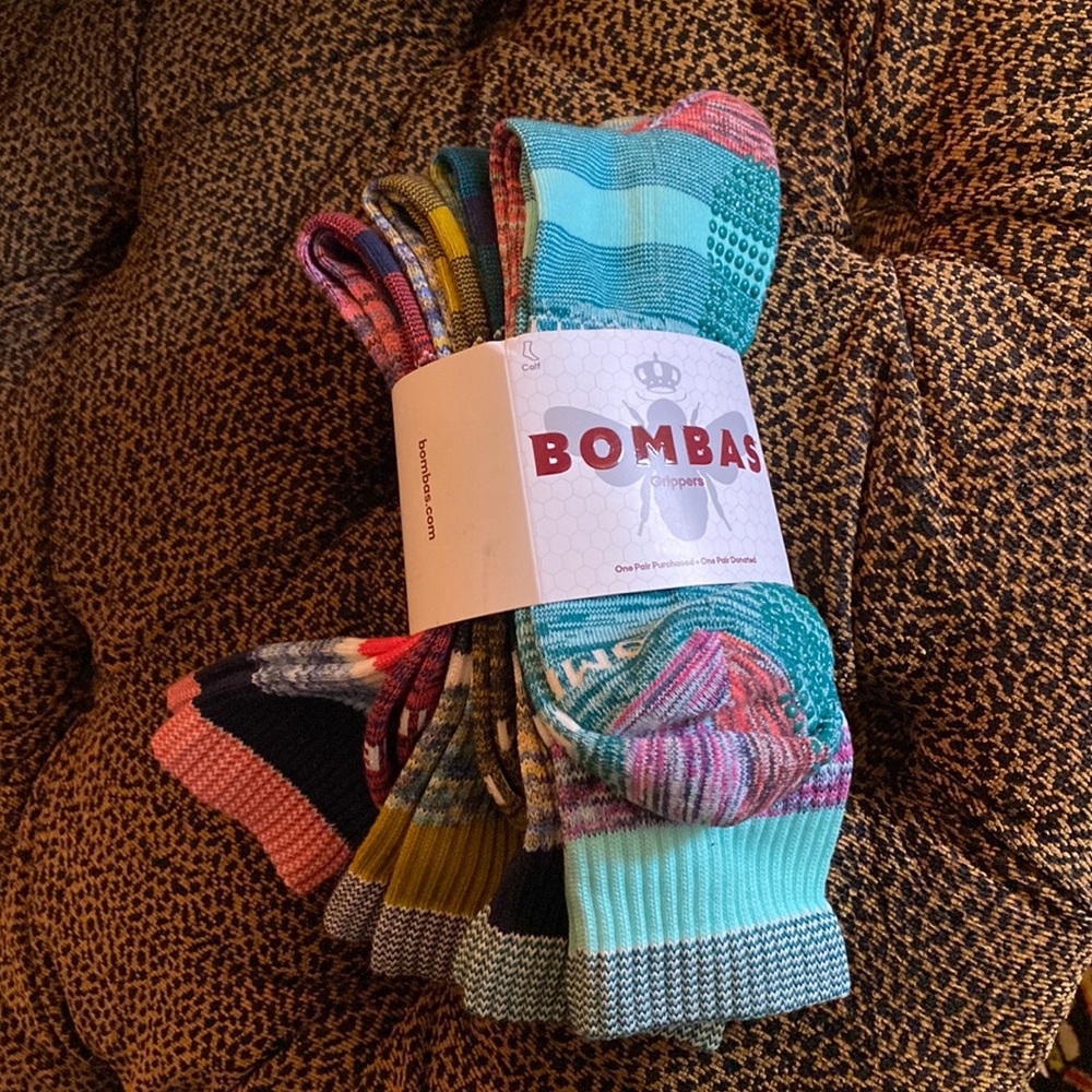 Bombas calf length gripper socks